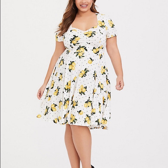torrid Dresses & Skirts - Torrid White Lemon Dot Challis Skater Dress